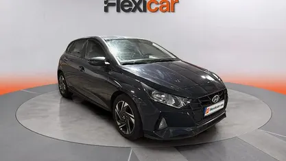 Usado Hyundai i20 84 CV (61 kW) 2021 Azul Berlina