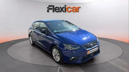 Usado Seat Ibiza FR 110 CV (80 kW) 2021 Azul Utilitario