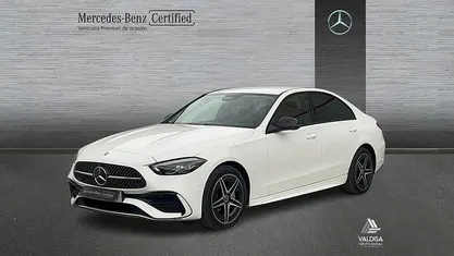 Usado 2024 Mercedes C300e AMG line Berlina | 46.900 € (Buen precio)