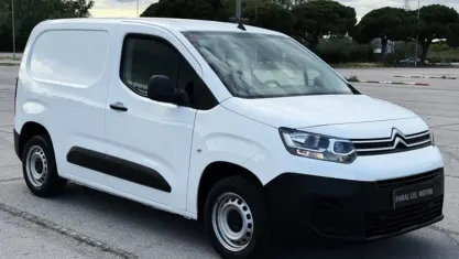 Usado Citroën Berlingo 102 CV (75 kW) 2022 Blanco Monovolumen