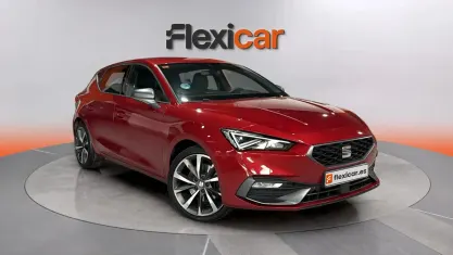 Usado Seat Leon FR 205 CV (150 kW) 2021 Granate Berlina