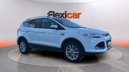 Używany Ford Kuga ST-Line 150 KM (110 kW) 2016 Biały SUV