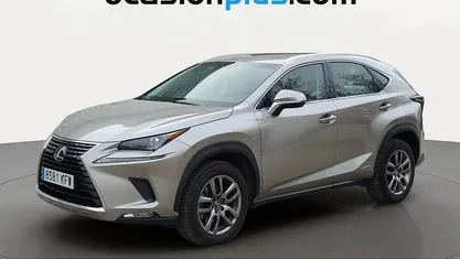 Usado Lexus NX300h Business Edition 197 CV (144 kW) 2017 Gris plata SUV