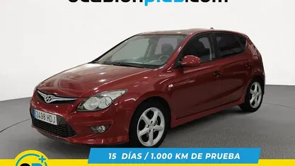 Usado 2011 Hyundai i30 Comfort Berlina | 6700 € (Precio justo)