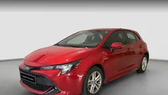 Rojo Usado 2021 Toyota Corolla Active Berlina | 20.490 € (Precio justo)