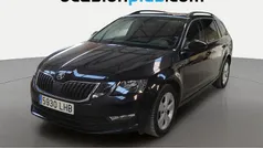 Negro Usado 2020 Skoda Octavia Ambition Familiar | 14.455 € (Precio justo)
