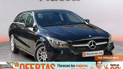 Usado Mercedes CLA180 109 CV (80 kW) 2017 Negro Berlina