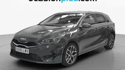 Usado Kia Ceed 101 CV (74 kW) 2022 Gris Utilitario