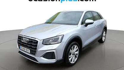Usado Audi Q2 Advanced Plus 150 CV (110 kW) 2023 Gris plata SUV