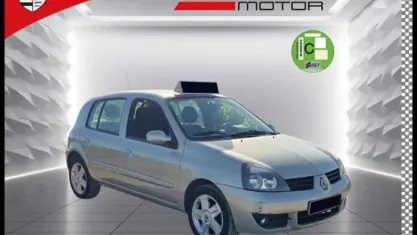 Usado Renault Clio Campus 75 CV (55 kW) 2007
