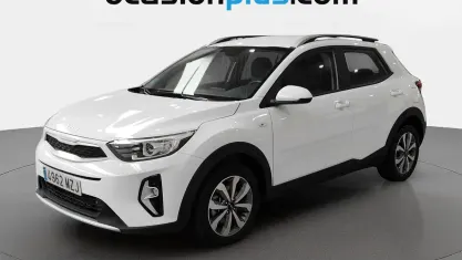 Usado Kia Stonic 100 CV (73 kW) 2025 Blanco SUV