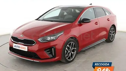 Usado Kia ProCeed GT-Line 140 CV (102 kW) 2020 Rojo Familiar