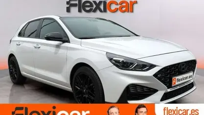 Usado Hyundai i30 N Line 120 HP (88 kW) 2024 Branco Sedan
