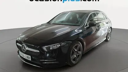 Usado Mercedes A200 AMG 163 CV (119 kW) 2021 Negro Utilitario