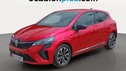 Usado Renault Clio Techno 91 CV (66 kW) 2024 Rojo Utilitario