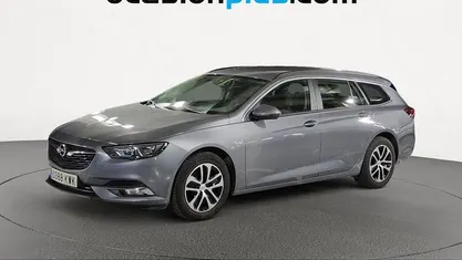 Usado Opel Insignia Selective 140 CV (102 kW) 2019 Gris Familiar