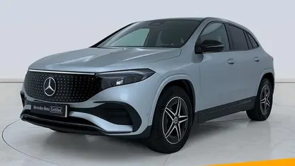 Gris Usado 2024 Mercedes EQA250+ SUV | 39.900 € (Precio justo)