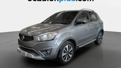 Usado SsangYong Korando Limited 150 CV (110 kW) 2015 Gris SUV