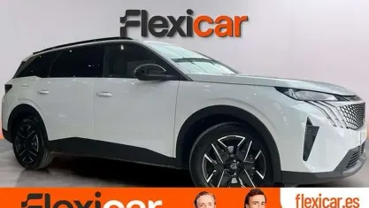 Usado Peugeot 5008 Allure 145 CV (106 kW) 2025 Blanco SUV
