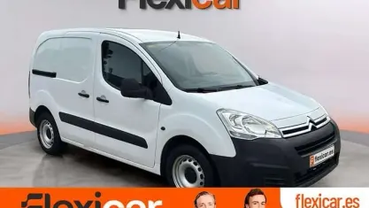 Usado Citroën Berlingo Live 75 CV (55 kW) 2018 Blanco Monovolumen