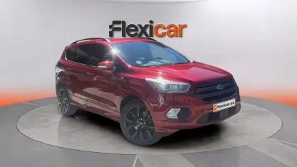Usado Ford Kuga Titanium 150 CV (110 kW) 2017 Rojo SUV