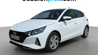 Käytetty Hyundai i20 100 HP (73 kW) 2021 Valkoinen Viistoperä