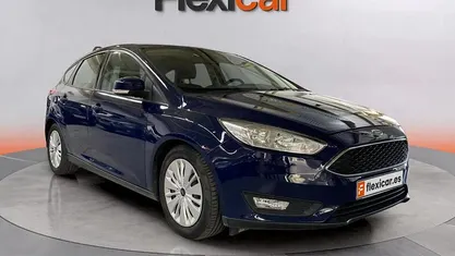 Usado Ford Focus Active 120 CV (88 kW) 2021 Azul Berlina