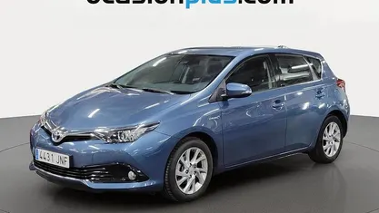 Usado Toyota Auris Hybrid Active 136 CV (100 kW) 2016 Azul Utilitario
