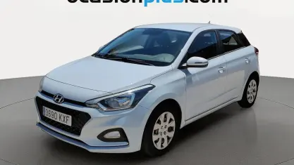 Usado Hyundai i20 100 CV (73 kW) 2019 Blanco Utilitario