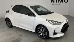 Blanco Usado 2021 Toyota Yaris Hybrid Style Berlina | 19.900 € (Precio justo)