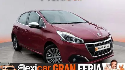 Usado Peugeot 208 Allure 110 CV (80 kW) 2018 Utilitario