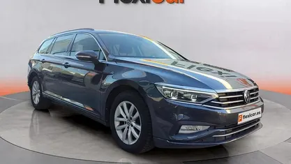 Gris Usado 2021 VW Passat Familiar | 16.190 € (Super precio)