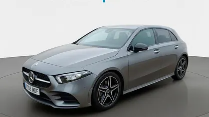 Gris Usado 2023 Mercedes A200 AMG Utilitario | 27.264 € (Super precio)