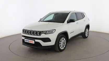 Usado Jeep Compass Night Eagle 129 CV (94 kW) 2023 Blanco SUV