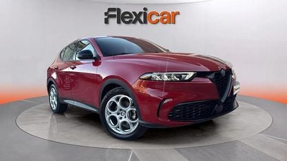 Usado Alfa Romeo Tonale Sprint 131 CV (96 kW) 2023 Rojo SUV