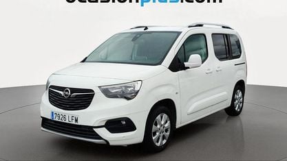 Usado Opel Combo Life Innovation 131 HP (96 kW) 2020 Branco