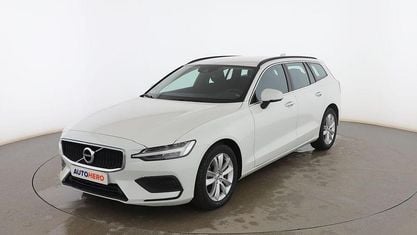 Begagnad Volvo V60 Core 197 HK (144 kW) 2021 Vit Kombi