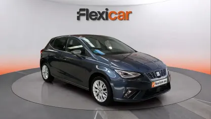 Usado Seat Ibiza 116 HP (85 kW) 2024 Cinzento Citadino