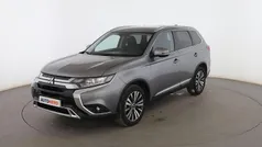 Gris Usado 2019 Mitsubishi Outlander Motion SUV | 19.199 € (Precio justo)