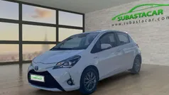 Blanco Usado 2019 Toyota Yaris Hybrid Active Utilitario | 10.909 € (Super precio)