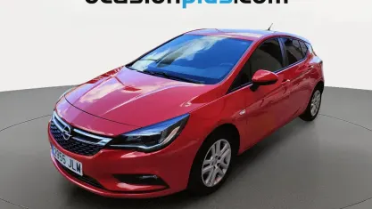 Begagnad Opel Astra Selective 105 HK (77 kW) 2016 Halvkombi