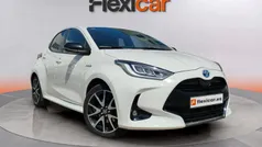 Blanco Usado 2021 Toyota Yaris Hybrid Active Berlina | 17.990 € (Buen precio)