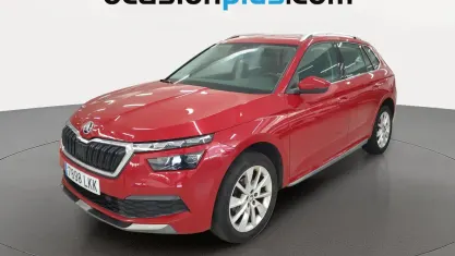 Usado Skoda Kamiq Style 116 CV (85 kW) 2020 Rojo SUV
