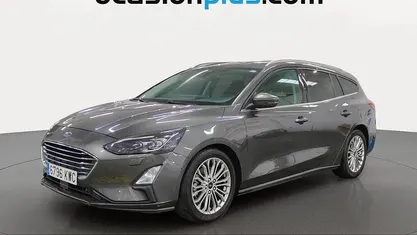 Usado Ford Focus Titanium 125 CV (91 kW) 2019 Gris Monovolumen