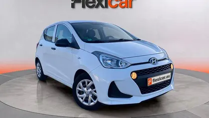 Usado Hyundai i10 67 CV (49 kW) 2018 Blanco Utilitario
