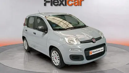 Usado Fiat Panda 71 CV (52 kW) 2022 Gris Utilitario