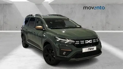 Verde Nuevo 2025 Dacia Jogger Extreme Monovolumen | 24.900 € (Precio justo)