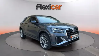 Usado Audi Q2 S-Line 150 CV (110 kW) 2024 Gris SUV