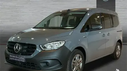 Begagnad Mercedes eCitan 89 kW (122 HK) 2024 Grå Kombi