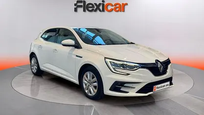 Usado Renault Mégane IV Business 116 CV (85 kW) 2021 Blanco Utilitario